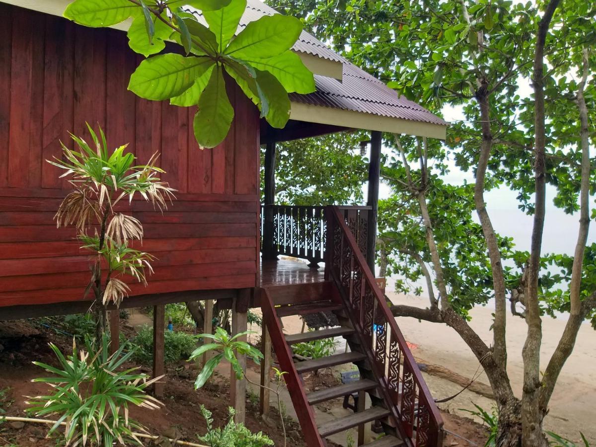 Kohjum Seafront Resort Koh Jum Ngoại thất bức ảnh