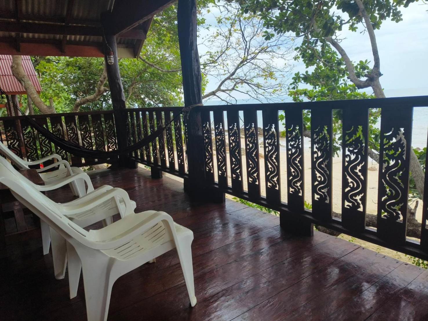 Kohjum Seafront Resort Koh Jum Ngoại thất bức ảnh